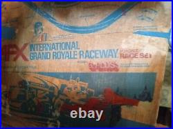 1977 Aurora AFX International Grande Royale Race Set track With Cars, Controls