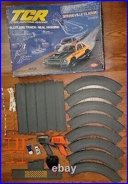 1977 Ideal TCR SLOT CAR Total Control Racing Passing Slotless Track Set + 2 CARS