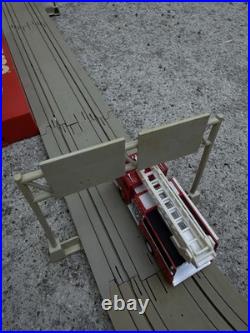 1983 US-1 Trucking Fire Alert! Set 3214 Tyco Electric HO Slot Track As Is