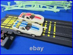 1988 TYCO Zero Gravity Cliff Hangers withNite Glow HO Slot Car Set withExtra Track