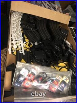 1997 DAYTONA 500 HO Scale Electric NASCAR Racing Track plus extra cars/trigger