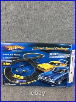 2005 Hot Wheels Street Speed Challenge Slot Car Track Charger Superbird Complete