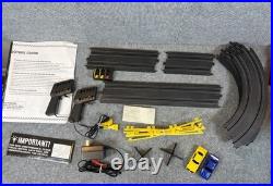 2005 Hot Wheels Street Speed Challenge Slot Car Track Charger Superbird Complete