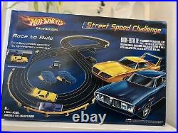 2005 Hot Wheels Street Speed Challenge Slot Car Track Charger & Superbird New