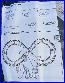 2005 Hot Wheels Street Speed Challenge Slot Car Track Charger & Superbird open b