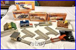 (6) 1980's TYCO US-1 Sets Airport, Freight, Crane Pipe, Crate, Auto & Log Loader