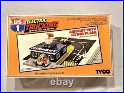 (6) 1980's TYCO US-1 Sets Airport, Freight, Crane Pipe, Crate, Auto & Log Loader