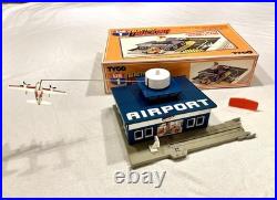 (6) 1980's TYCO US-1 Sets Airport, Freight, Crane Pipe, Crate, Auto & Log Loader