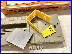 (6) 1980's TYCO US-1 Sets Airport, Freight, Crane Pipe, Crate, Auto & Log Loader