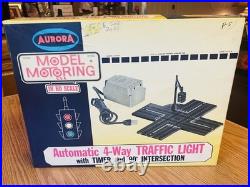 AURORA NOS #1466 AUTOMATIC 4-WAY TRAFFIC LIGHT with TIMER & 90 INTERSECTION