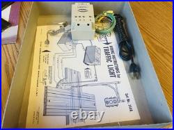 AURORA NOS #1466 AUTOMATIC 4-WAY TRAFFIC LIGHT with TIMER & 90 INTERSECTION