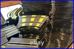 Artin Rare Slot Car Set Grand Team Challenge Four Racers 65 1/2 Foot Track