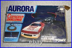Aurora AFX Tomy Camaro Challenge #8601 HO Slot Car Set Complete, Tested