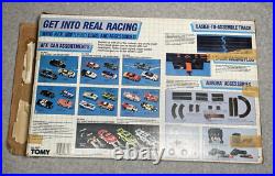 Aurora AFX Tomy Camaro Challenge #8601 HO Slot Car Set Complete, Tested