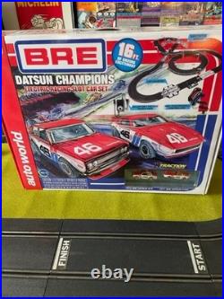 Auto World BRE Datsun Champions HO Scale Electic Slot Car Set