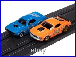 Auto World CrossTrax Road Course 9' Slot Car Race Set