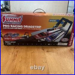 Auto World Summit Racing Pro Racing Dragstrip Electric Slot Car Track 4Gear