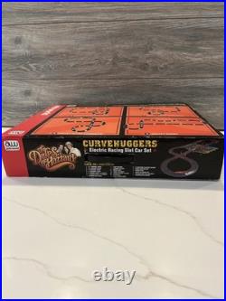 Auto World The Dukes Of Hazzard Curve Huggers Electric Racing Slot Car Set