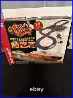 AutoWorld The Dukes Of Hazzard Curve Huggers Electric Racing Slot Car READ