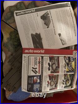 AutoWorld The Dukes Of Hazzard Curve Huggers Electric Racing Slot Car READ