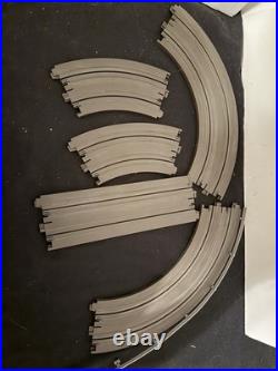 AutoWorld The Dukes Of Hazzard Curve Huggers Electric Racing Slot Car READ