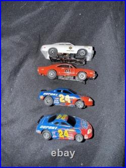 AutoWorld The Dukes Of Hazzard Curve Huggers Electric Racing Slot Car READ