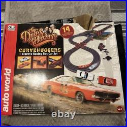 AutoWorld The Dukes Of Hazzard Curve Huggers Electric Racing Slot Car used