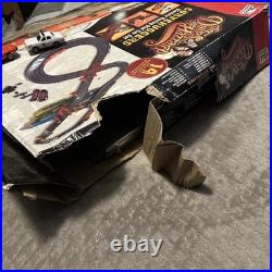 AutoWorld The Dukes Of Hazzard Curve Huggers Electric Racing Slot Car used