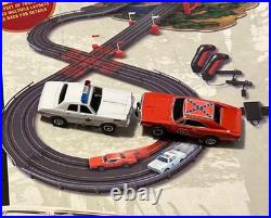 AutoWorld The Dukes Of Hazzard Curve Huggers Electric Racing Slot Car used