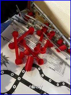 AutoWorld The Dukes Of Hazzard Curve Huggers Electric Racing Slot Car used