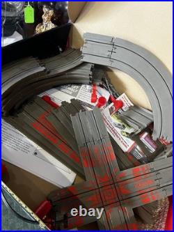 AutoWorld The Dukes Of Hazzard Curve Huggers Electric Racing Slot Car used