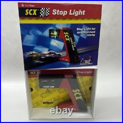 CASE SCX 6x 88050 Synchronized Starts 1/32 Slot Car Stop Light Accessory MIB