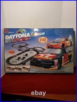 Daytona 500 Nascar HO Scale Track Set 9537 Life Like Racing 1997 SEALED BOX