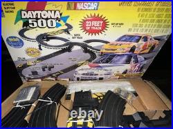 Daytona 500 SPEEDWAY Life Like Racing HO Set 23' Race Track 2 Fast Tracker Cars