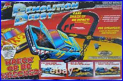 Demolition Derby Reverse Action Life Like Racing HO Set with 4 Way Intersection
