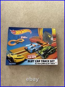 Hot Wheels Track Set Slot Car 15.4 Feet Scale Speed 450 MPH 2 Turbo Boosters