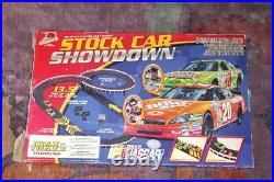 LIFE-LIKE HO SCALE NASCAR STOCK CAR SHOWDOWN SLOT TRACK TONY STEWART New OpenBox