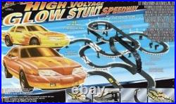 Life-Like HO Slot Car High Voltage Speedway Track Set Glow In Dark withCars NO BOX