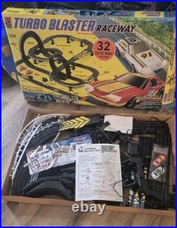 Life LikeTURBO BLASTER Raceway 32ft OF TRACK- Vintage-NOS- HO