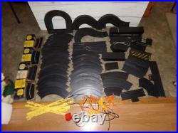Lot of 200 pieces + Vintage Aurora AFX Slot Car Track Banked S Hairpin Curve