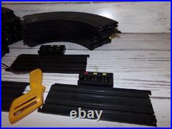 Lot of 200 pieces + Vintage Aurora AFX Slot Car Track Banked S Hairpin Curve