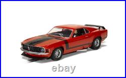 NEW Scalextric American Street Dual 70s Camaro Vs 70s Mustang 132 Track Set