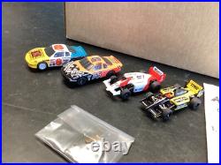 NICE 1995 TOMY #9876 HO SCALE AFX SUPER G GIANT RACEWAY SLOT CAR TRACK With4 CARS