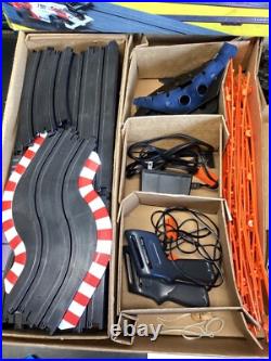 NICE 1995 TOMY #9876 HO SCALE AFX SUPER G GIANT RACEWAY SLOT CAR TRACK With4 CARS