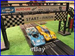 NMINT Original AURORA MoDEL MoToRING LIGHTED T Jet Slot Car Race Track Set