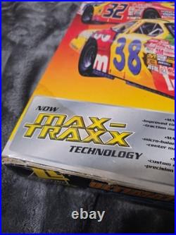 New 2003 Life-Like Racing Ultimate Motorsports Challenge NASCAR Slot Car Track