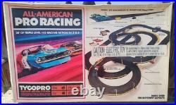 Nice COMPLETE 1972 Vintage Tyco Pro 8114 Set Funny Cars Slot Cars Pro Racing