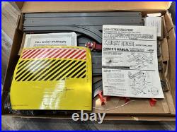 Nice Vintage Ideal Knight Rider Cutoff Challenge Race Set Ho Scale Slot Car Set