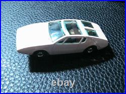 ORIGINAL Aurora Model Motoring HO SCALE #1400 MANGUSTA MONGOOSE WHITE Color