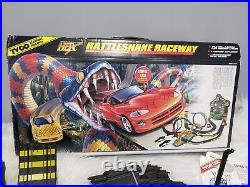 READ INCOMPLETE Tyco Rattlesnake Raceway Track Slot Car Set Box 440 X2